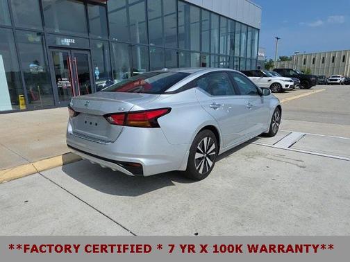 2022 Nissan Altima 2.5 SV