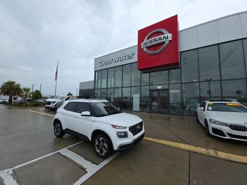 2023 Hyundai VENUE SEL