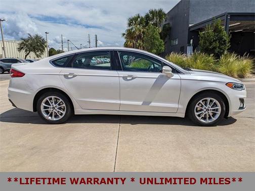 2020 Ford Fusion Plug-In Hybrid Titanium