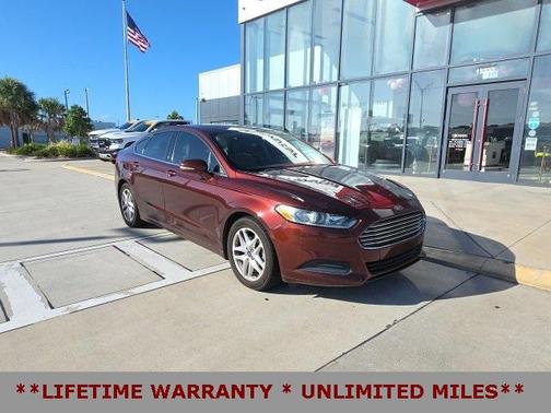 2016 Ford Fusion SE