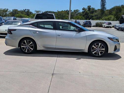 Brilliant Silver 2023 Nissan Maxima SV Xtronic CVT