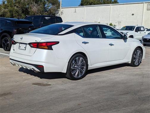 2025 Nissan Altima 2.5 SL