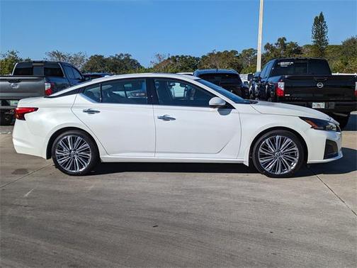 2025 Nissan Altima 2.5 SL