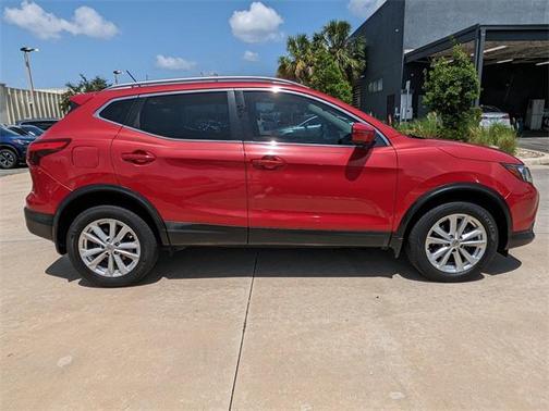 2017 Nissan Rogue Sport SV