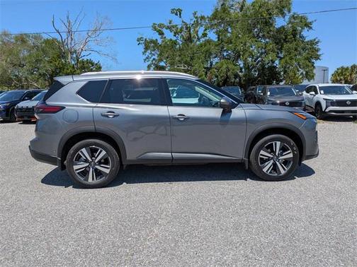 2025 Nissan Rogue SL