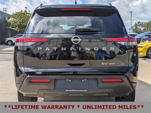 2023 Nissan Pathfinder SV 4WD