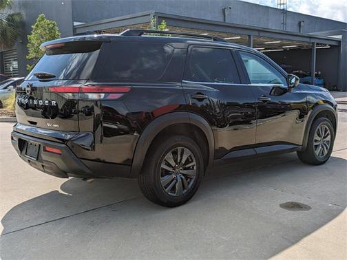 2023 Nissan Pathfinder SV 4WD