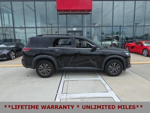 2023 Nissan Pathfinder SV 4WD
