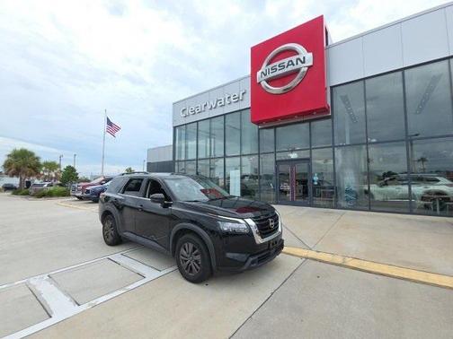 2023 Nissan Pathfinder SV 4WD