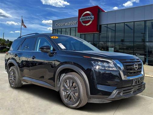2023 Nissan Pathfinder SV 4WD