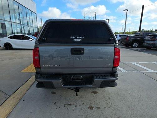 Satin Steel Metallic 2022 Chevrolet Colorado LT