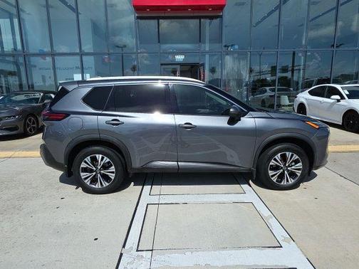 Gun Metallic 2021 Nissan Rogue SV