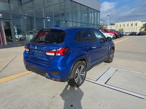 2024 Mitsubishi Outlander Sport SE