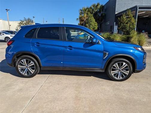 2024 Mitsubishi Outlander Sport SE