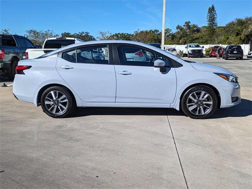 2025 Nissan Versa 1.6 SV