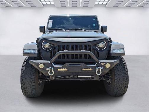 Sting-Gray Clearcoat 2022 Jeep Wrangler Unlimited Sahara