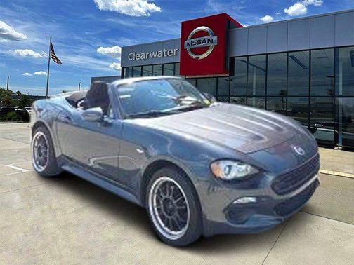 2018 FIAT 124 Spider Base