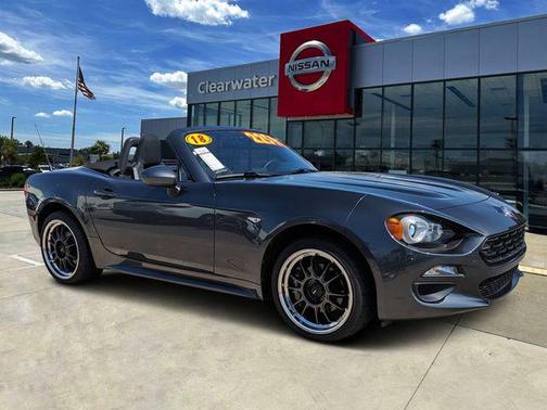2018 FIAT 124 Spider Base