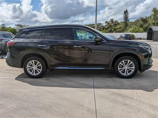 2022 INFINITI QX60 SENSORY