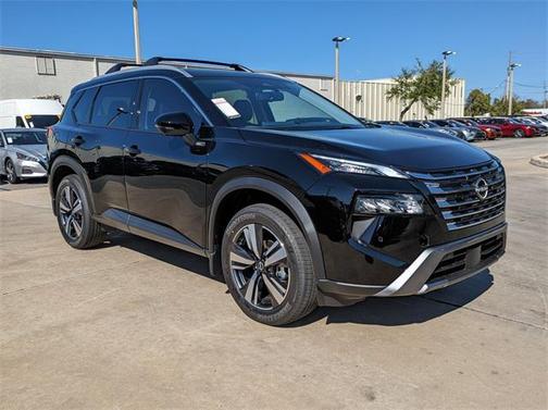 2025 Nissan Rogue SL