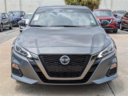 2021 Nissan Altima SR FWD