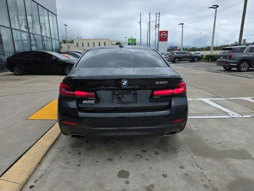2021 BMW 530 530i