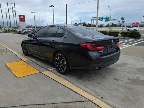 2021 BMW 530 530i