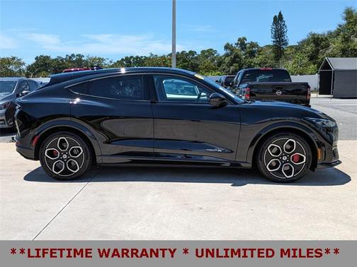 2022 Ford Mustang Mach-E GT