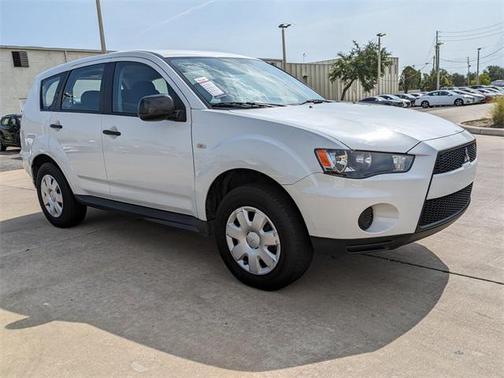 2010 Mitsubishi Outlander ES