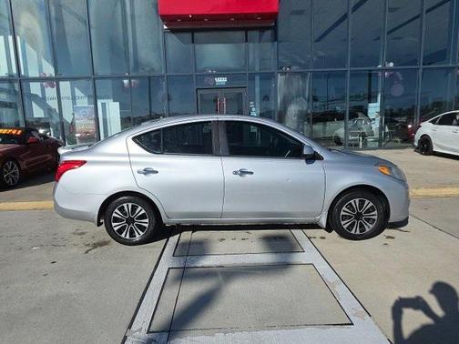 2013 Nissan Versa 1.6 S