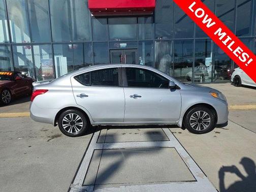 2013 Nissan Versa 1.6 S