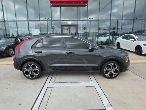 2023 Kia Niro Touring