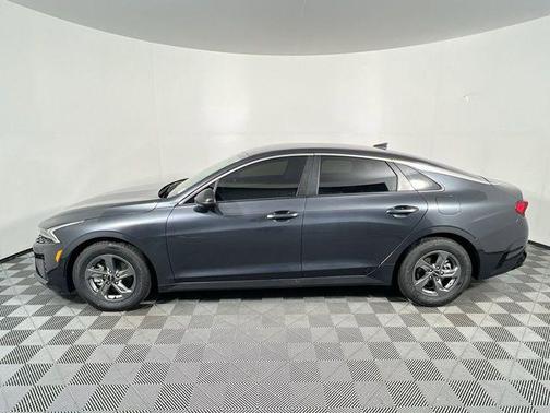 Gravity Gray 2024 Kia K5 LXS