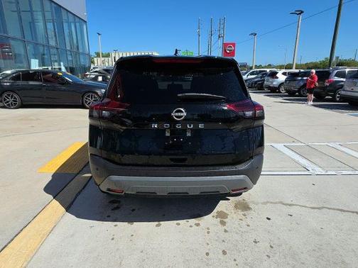 Super Black 2023 Nissan Rogue S
