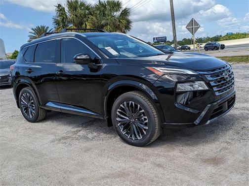 2025 Nissan Rogue Platinum