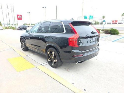 2016 Volvo XC90 Hybrid T8 R-Design