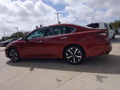 2018 Nissan Altima 2.5 SR