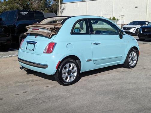 2017 FIAT 500 Lounge