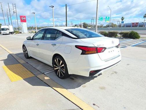 2021 Nissan Altima Platinum Intelligent AWD
