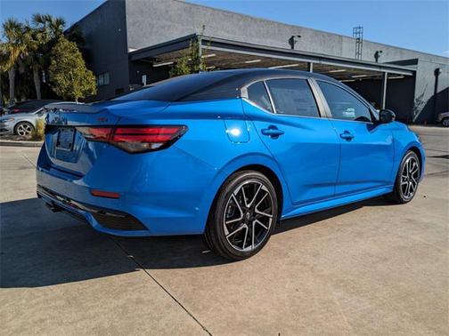 2025 Nissan Sentra SR