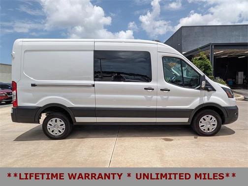 2022 Ford Transit-350 Base