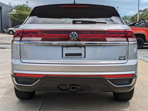 2024 Volkswagen Atlas Cross Sport 2.0T SE w/Technology 4MOTION