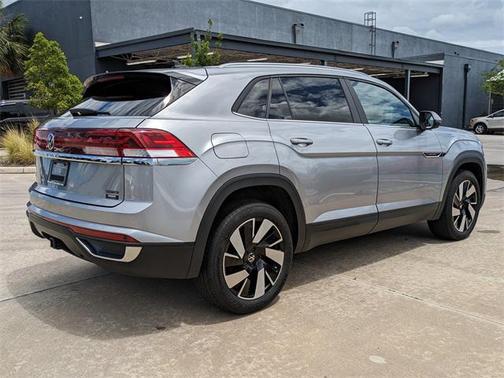2024 Volkswagen Atlas Cross Sport 2.0T SE w/Technology 4MOTION