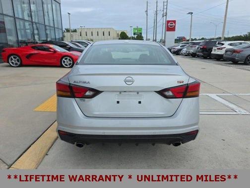 2023 Nissan Altima SR FWD