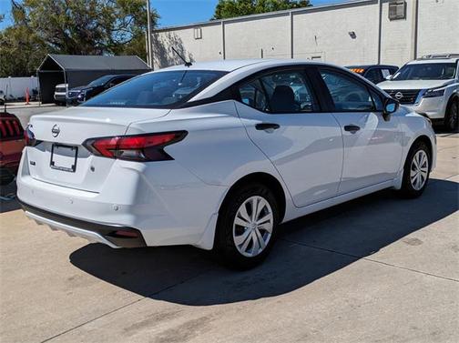 2024 Nissan Versa 1.6 S