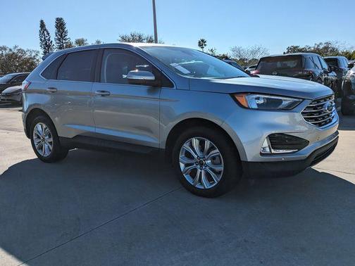2023 Ford Edge Titanium