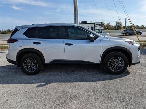2025 Nissan Rogue S