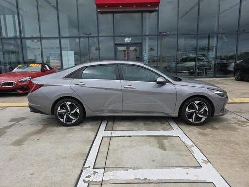 2023 Hyundai ELANTRA HEV Limited
