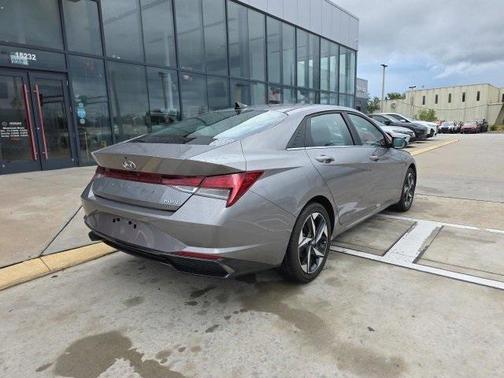2023 Hyundai ELANTRA HEV Limited