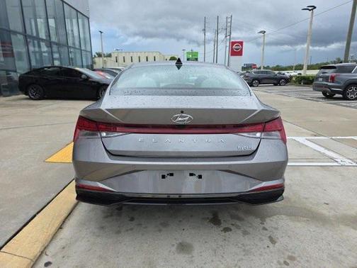 2023 Hyundai ELANTRA HEV Limited